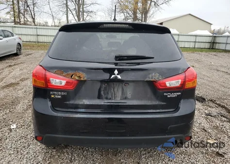 2015 Mitsubishi Outlander Sport Es z USA, uszkodzony, nr VIN 4A4AP3AU3FE045568